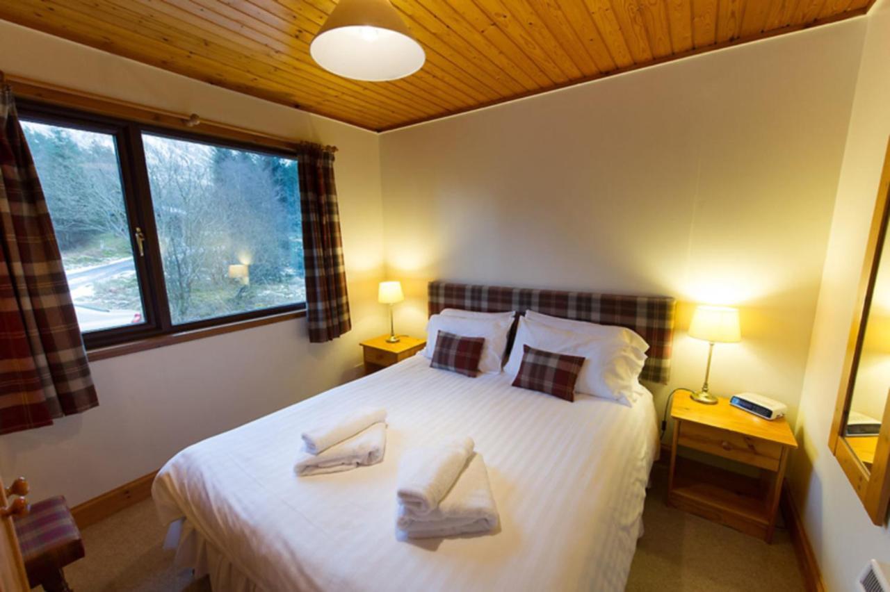 Eagle Chalet Crianlarich Exterior photo